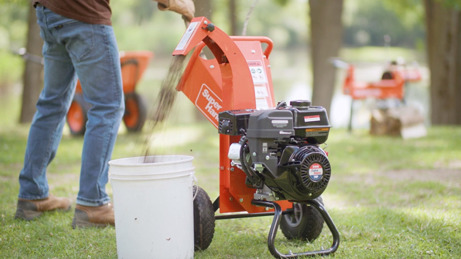 Why Choose SuperHandy or Landworks Wood Chippers for Efficient Yard Cleanup