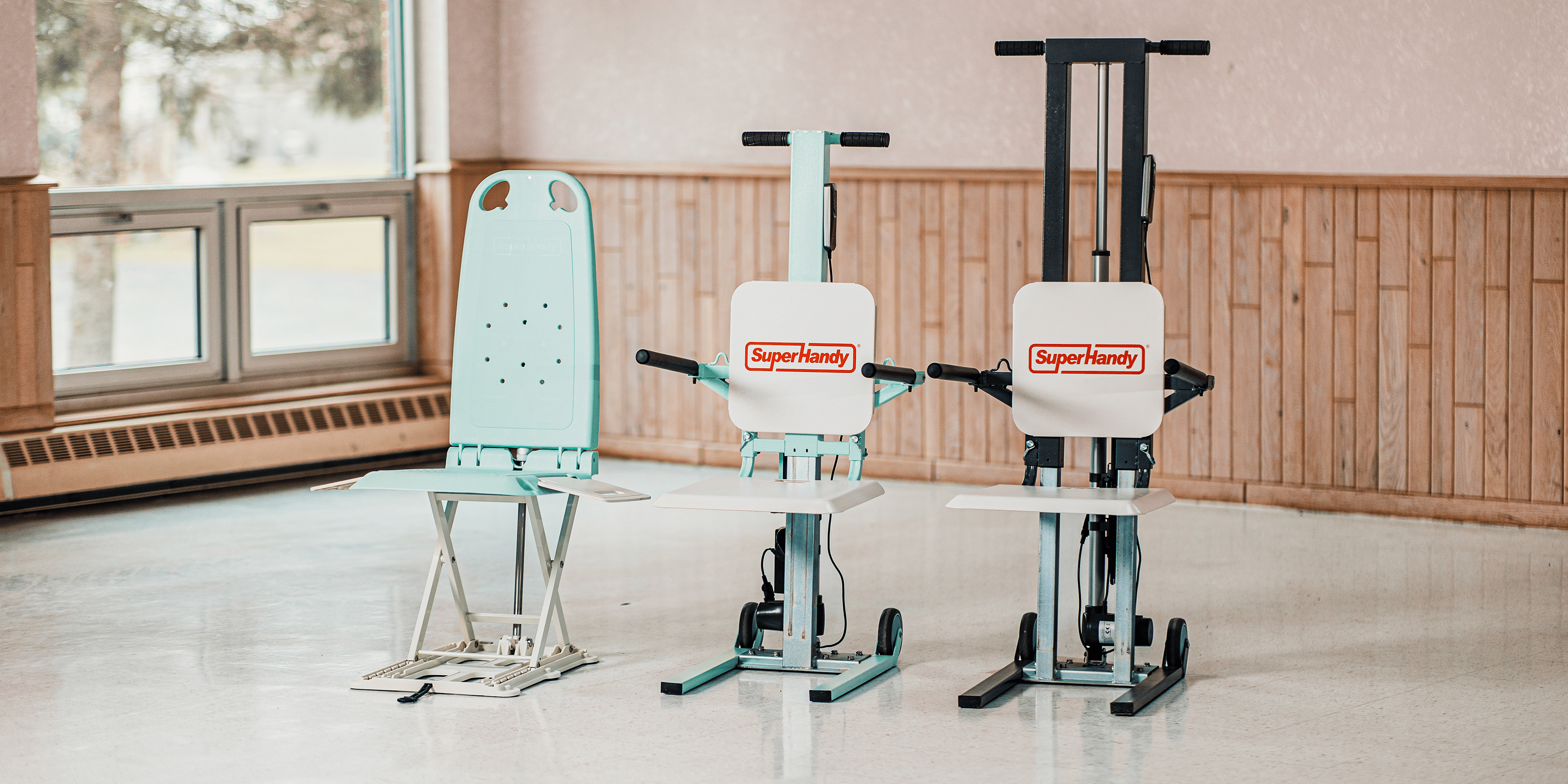 Aging in Place: The Crucial Role of Bath Lifts in Maintaining Home Safety and Dignity