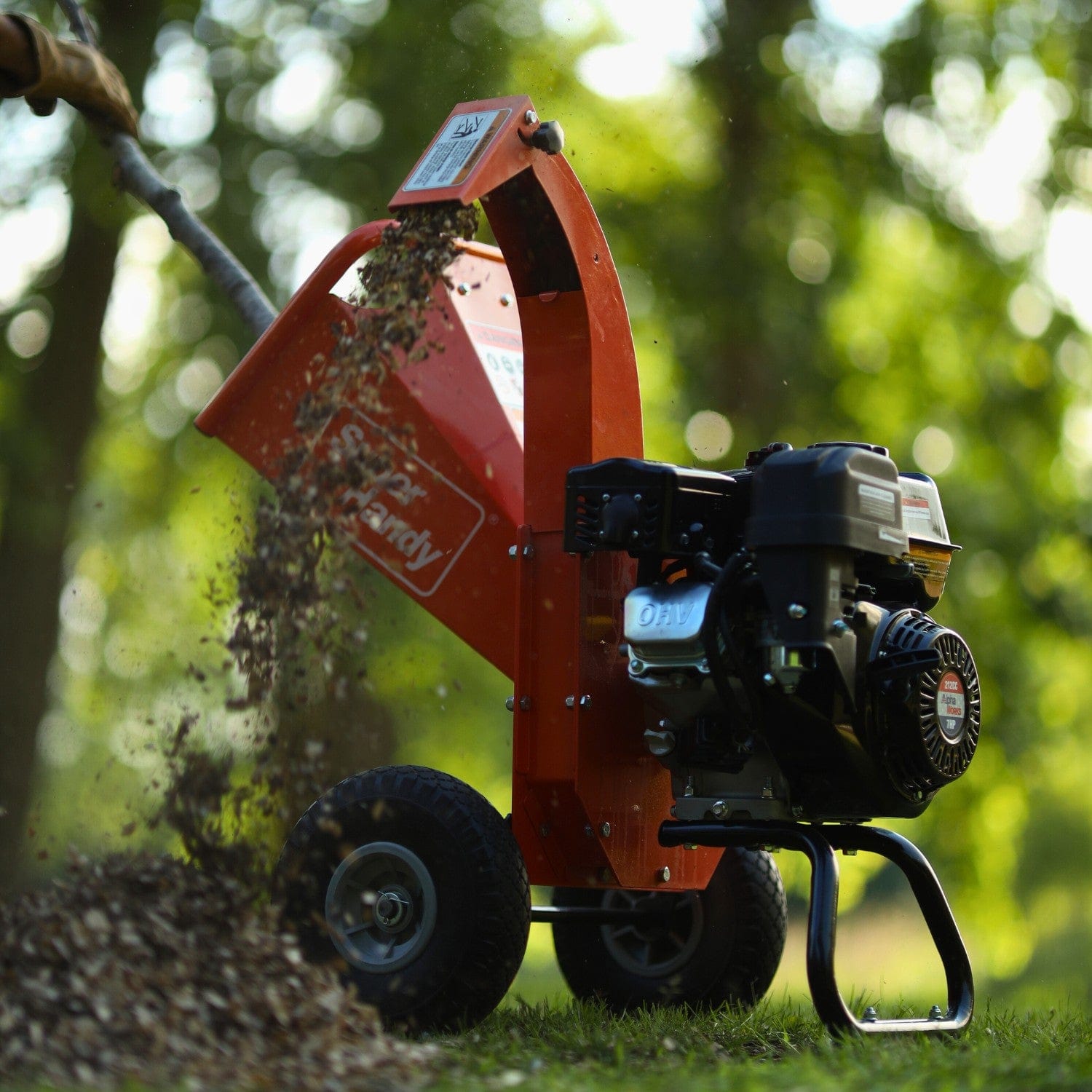 SuperHandy Wood Chipper Mini - 7HP 212CC, 3" Max Branch Capacity