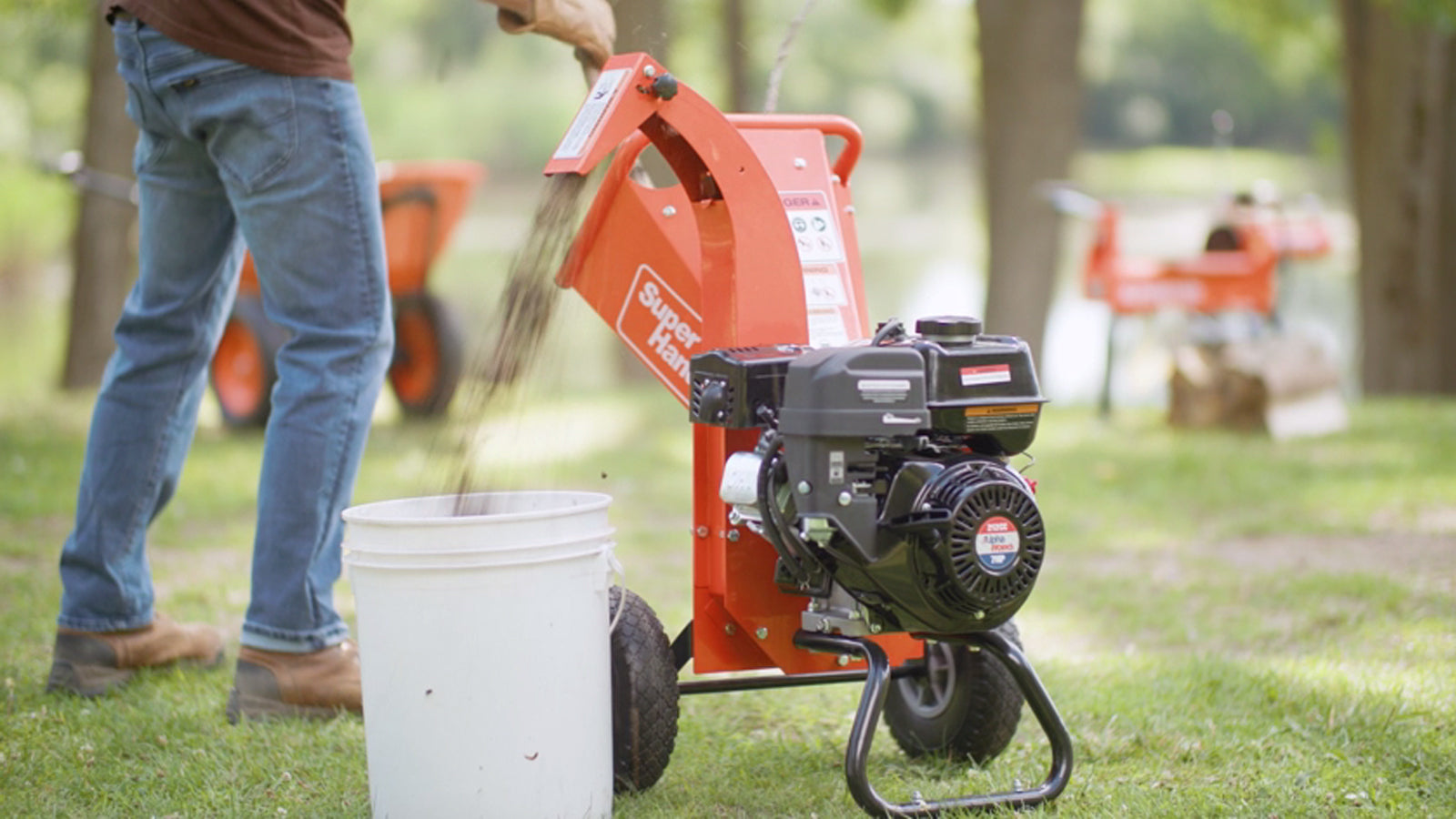 Why Choose SuperHandy or Landworks Wood Chippers for Efficient Yard Cleanup
