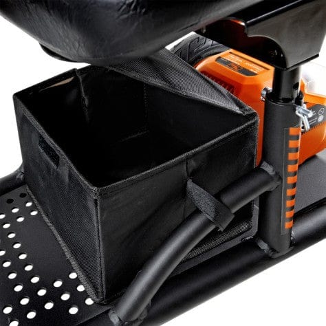 Hood, Automotive design, Bumper, Automotive exterior, Rectangle, Luggage and bags, Vehicle door, Automotive wheel system, Auto part, Personal luxury car