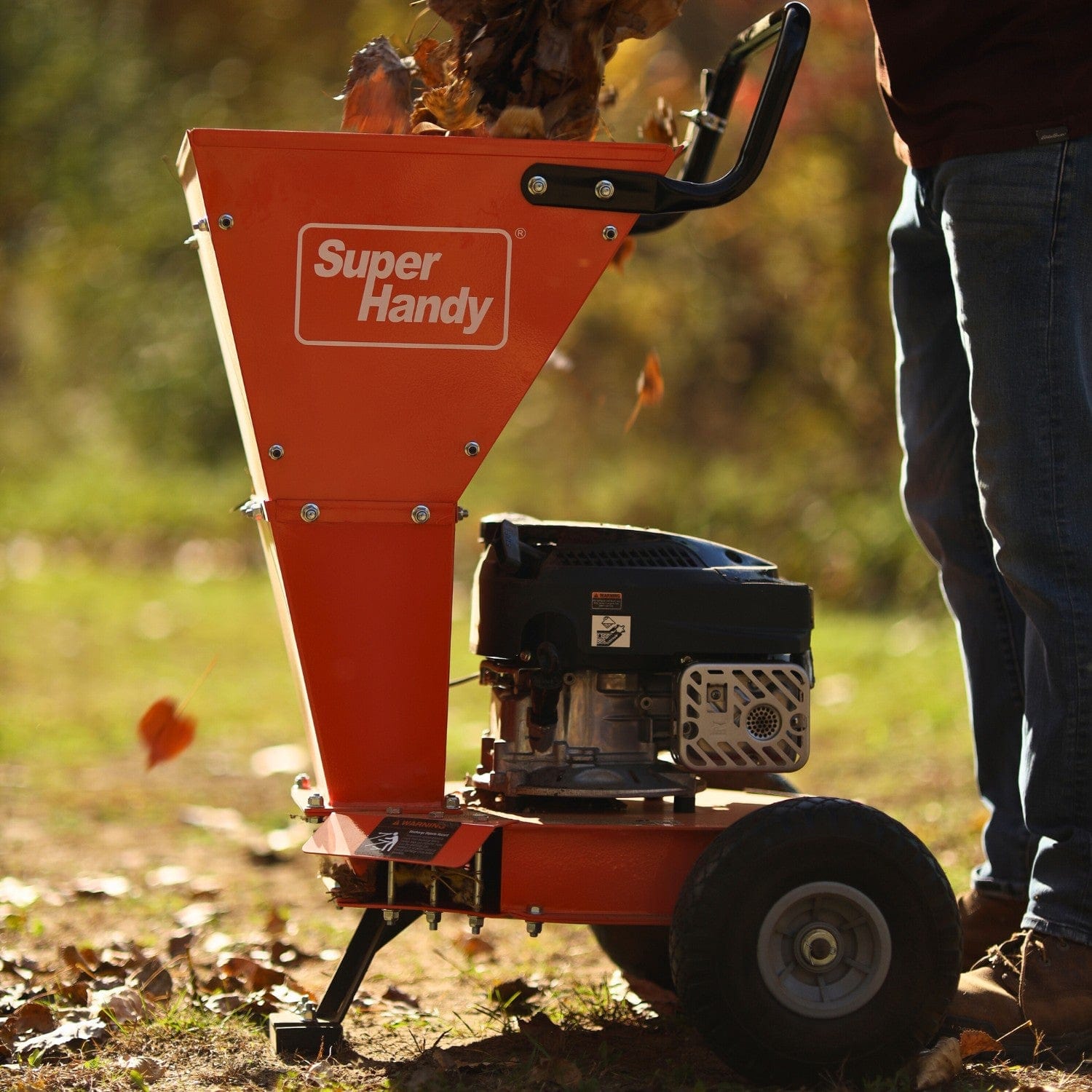 Gas powered shop leaf mulcher