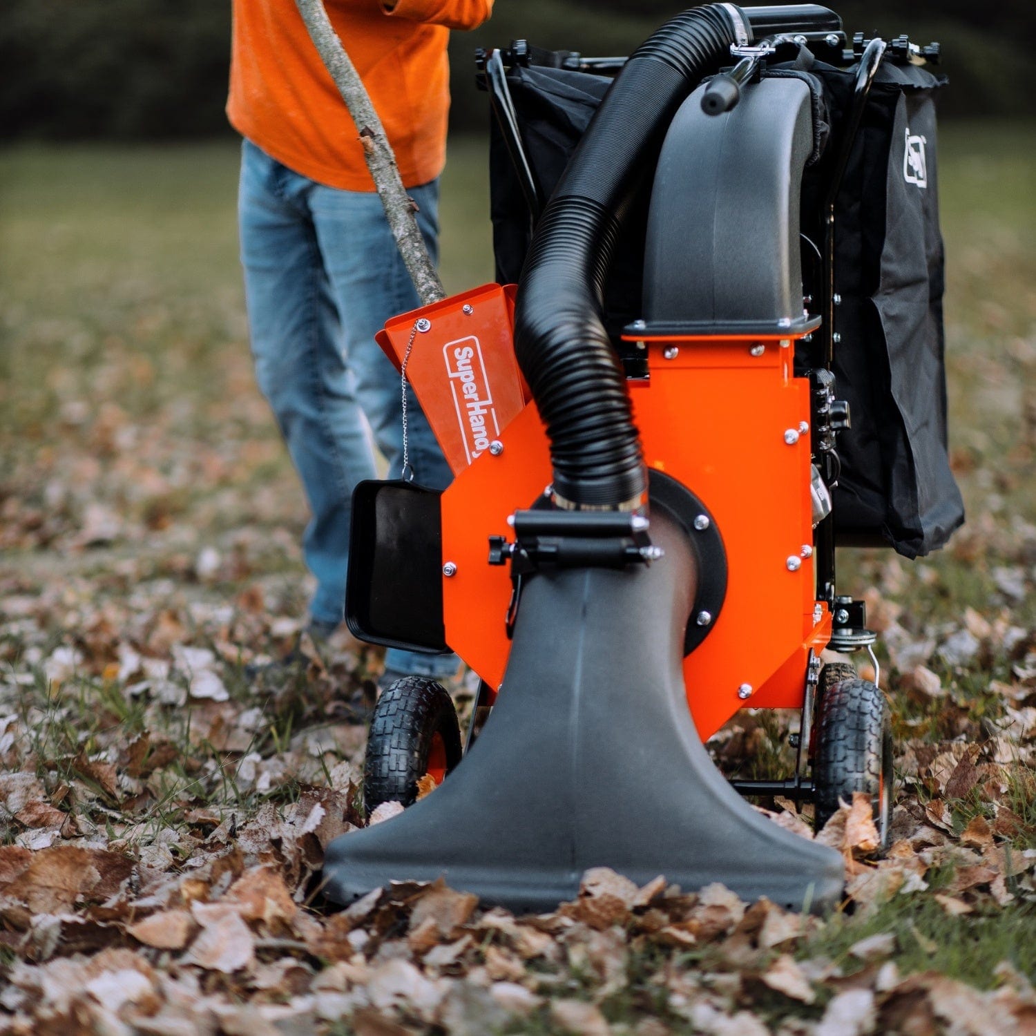 SuperHandy Leaf Vacuum & Wood Chipper - 7HP Engine, 10:1 Mulch Ratio, Max 2" Branches