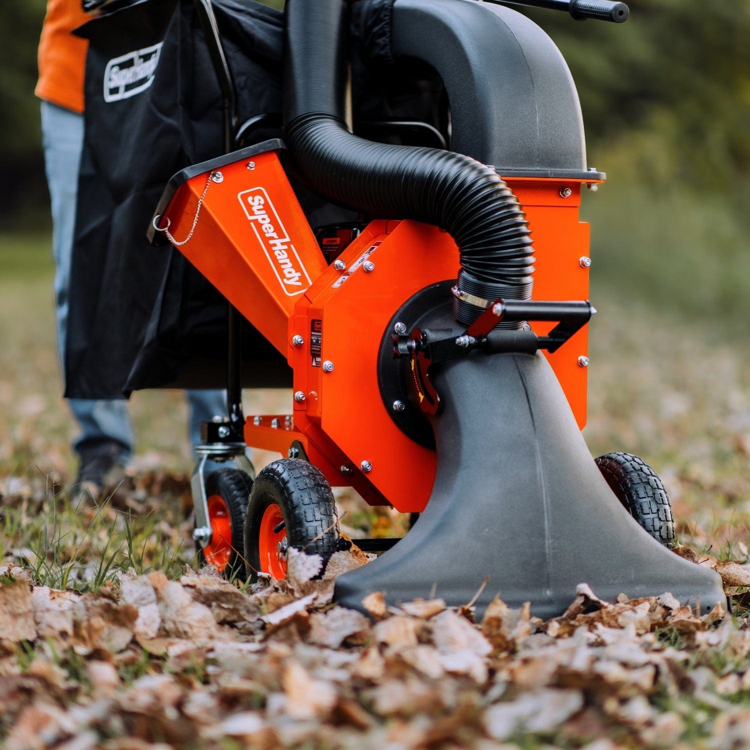 SuperHandy Leaf Vacuum & Wood Chipper - 7HP Engine, 10:1 Mulch Ratio, Max 2" Branches